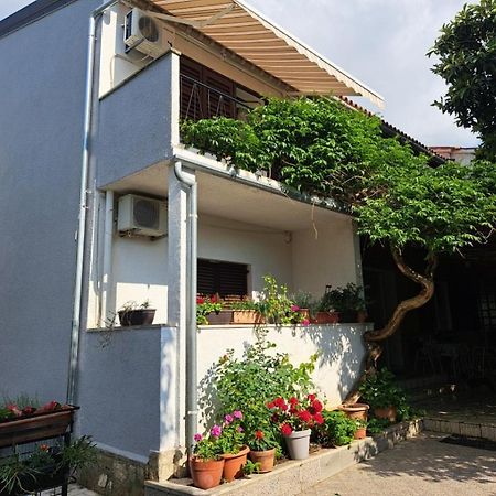 Accomodation Mirjana Rooms 포레치 외부 사진