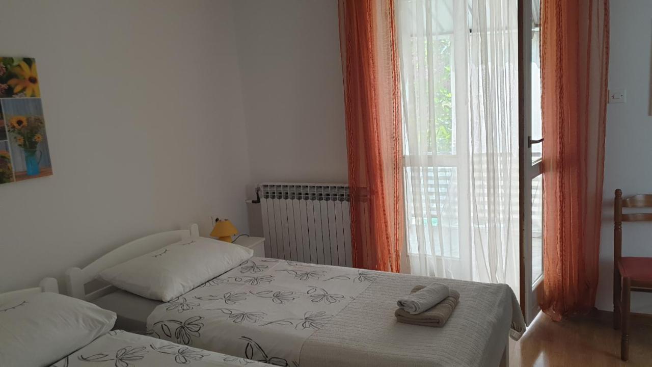 Accomodation Mirjana Rooms 포레치 외부 사진
