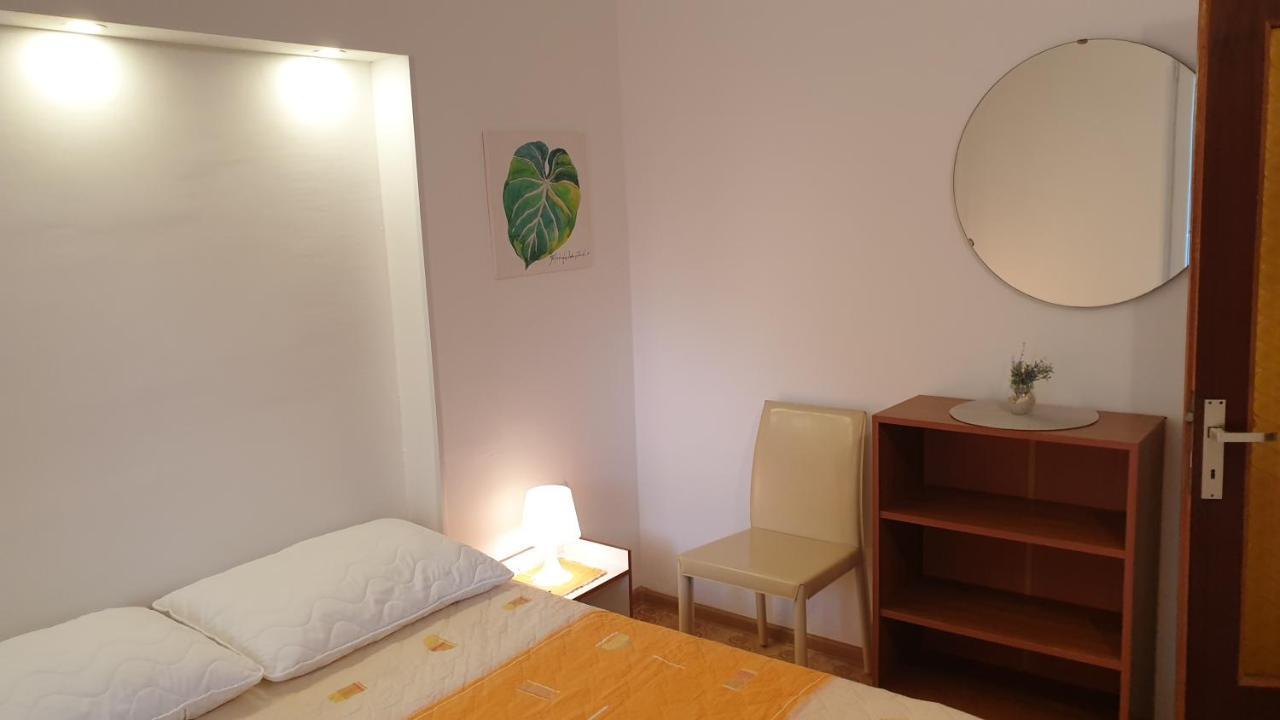 Accomodation Mirjana Rooms 포레치 외부 사진