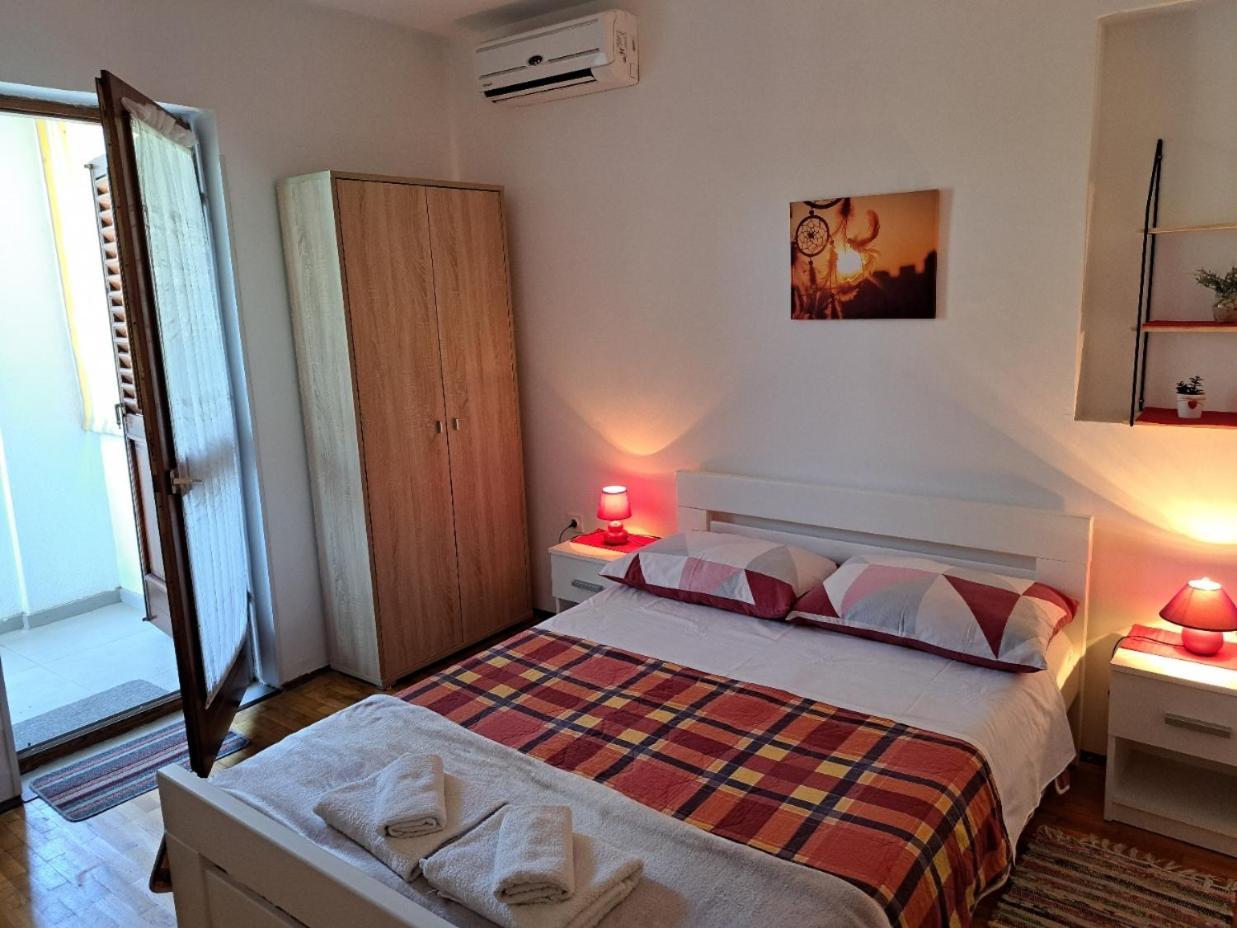 Accomodation Mirjana Rooms 포레치 외부 사진