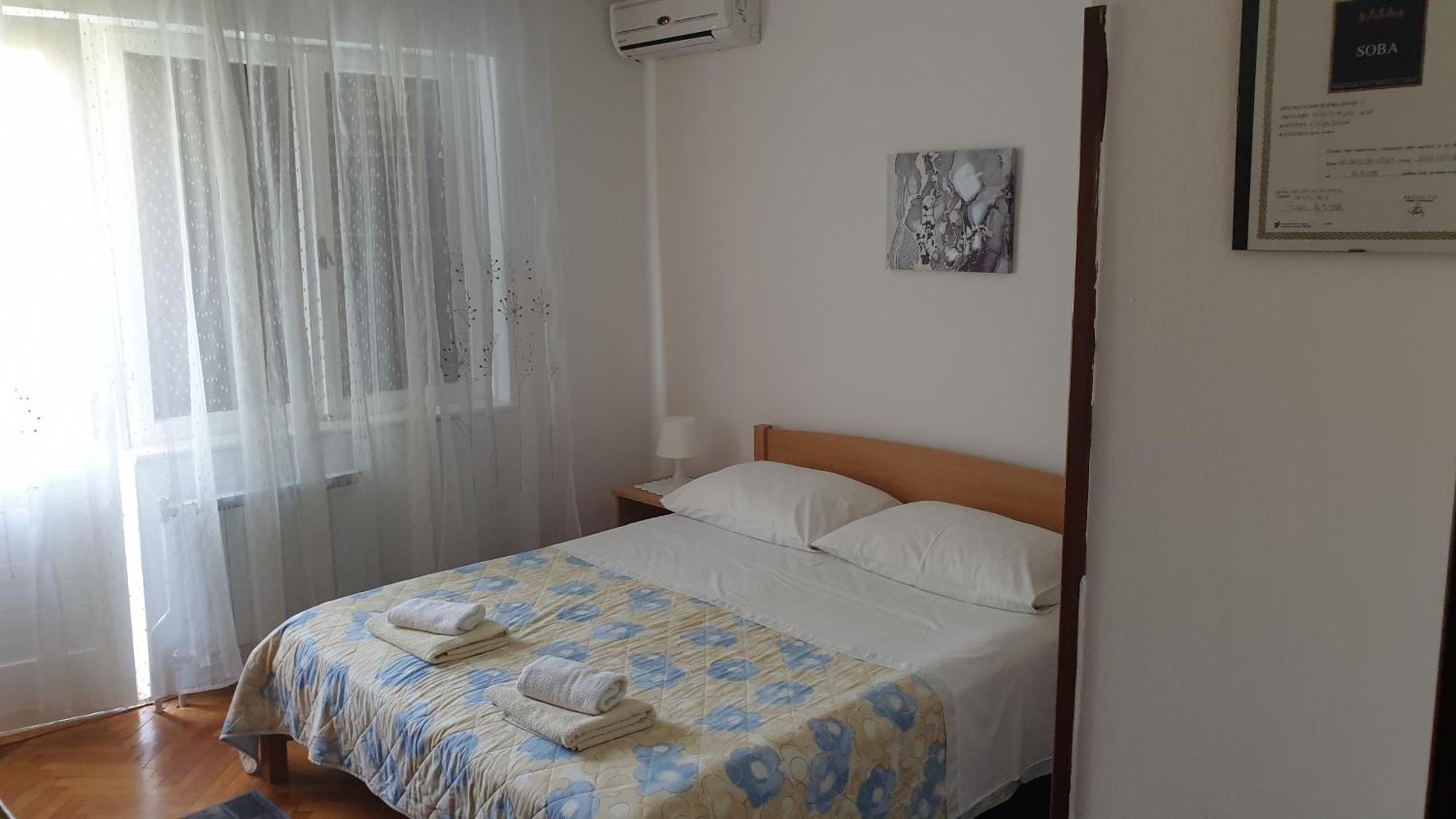 Accomodation Mirjana Rooms 포레치 외부 사진