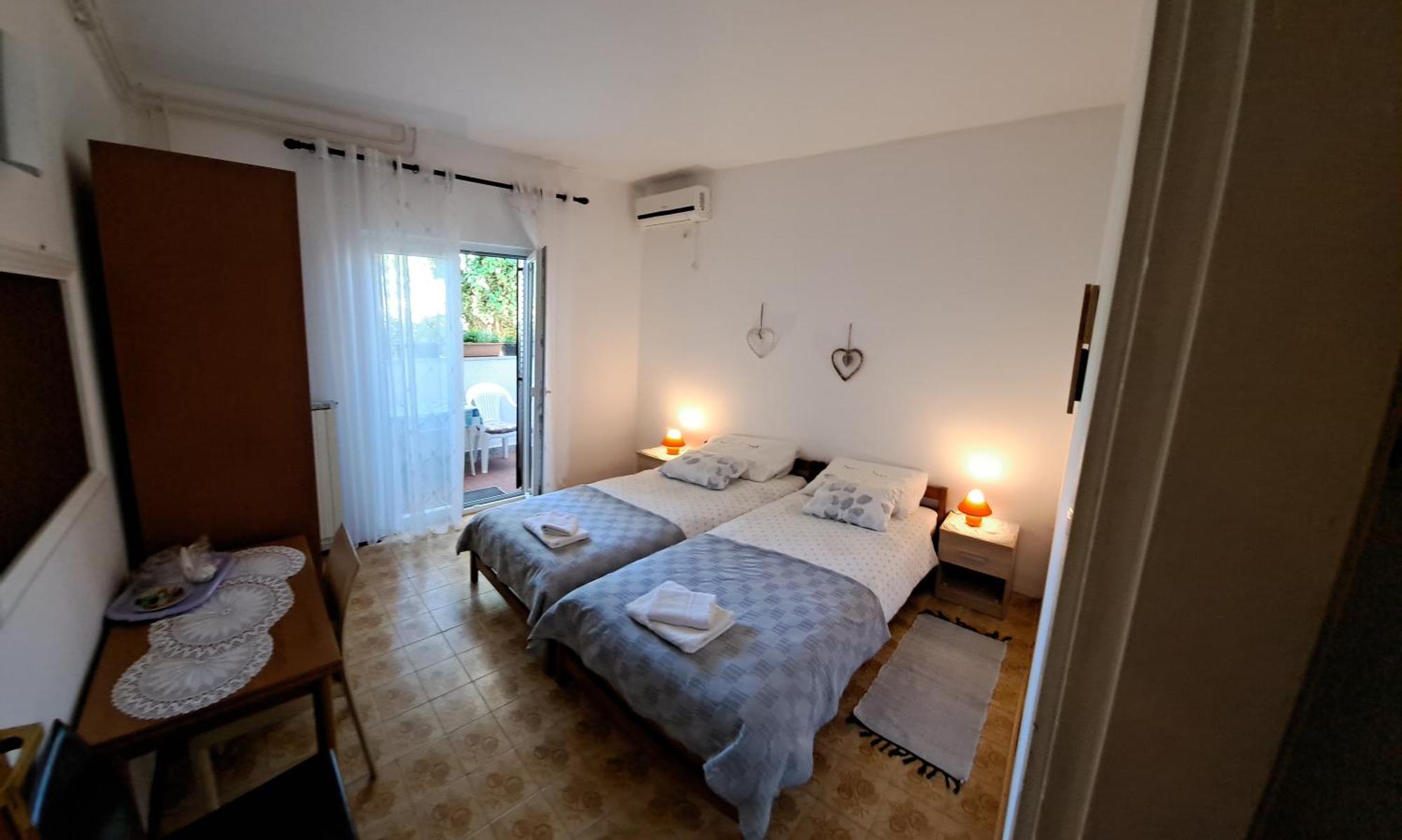 Accomodation Mirjana Rooms 포레치 외부 사진